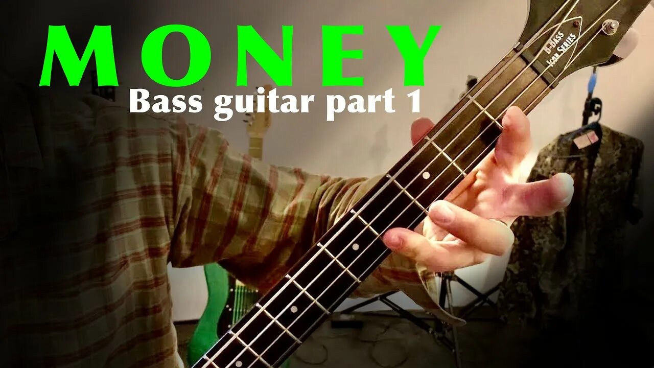 Many bass. Пинк Флойд бас гитара. Басс мани. Money Bass line. Bass Guitar Floyd.