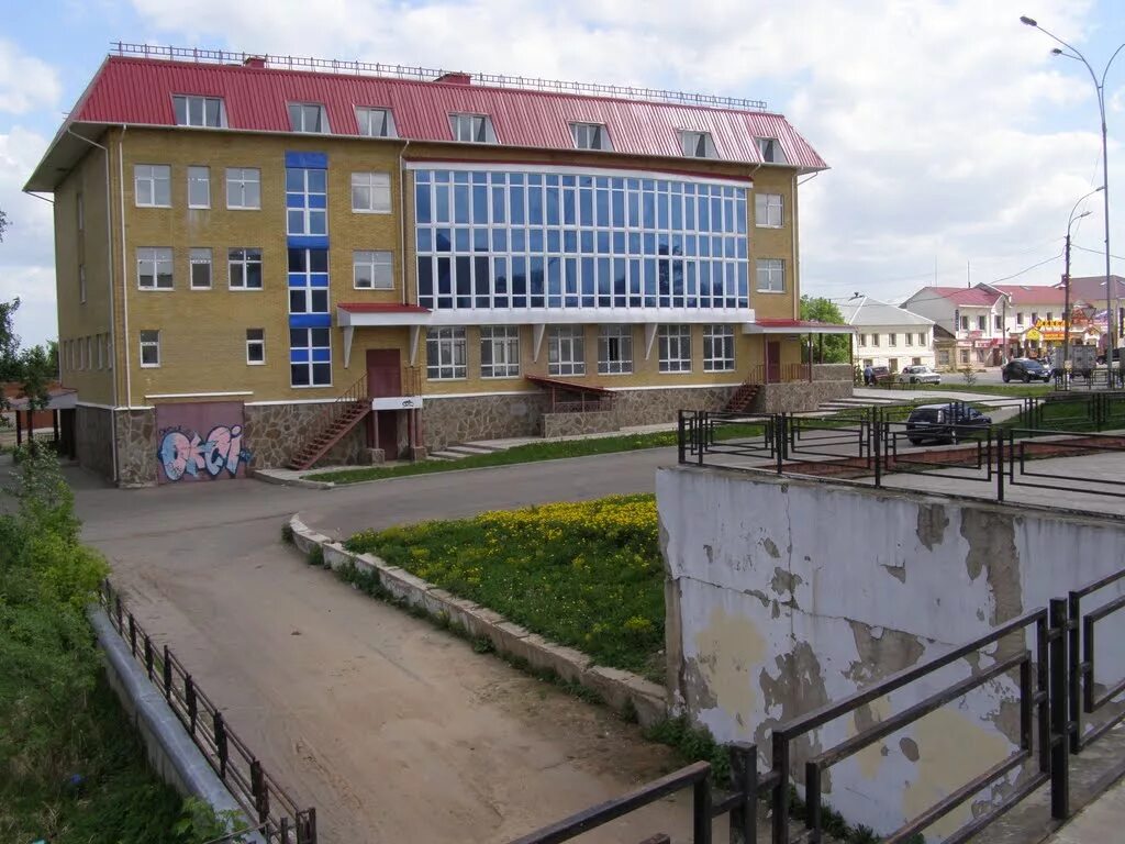 малоярославец дом купцов нелюбовых. малоярославец, румынская ул. малоярославец румынская 2. 3 дом. дома г малоярославец.