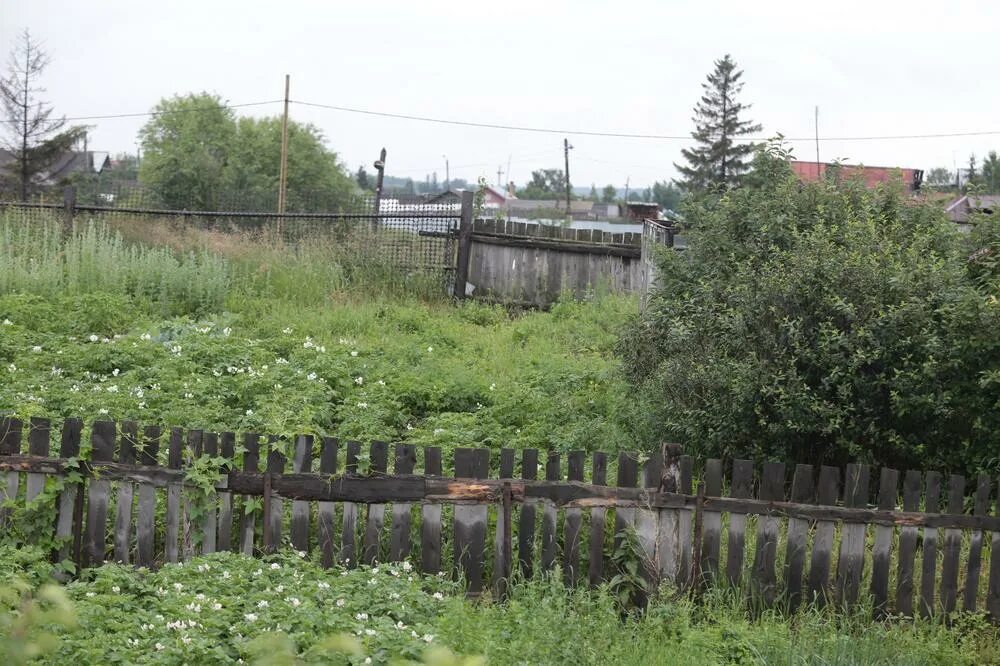 Криминальные новости город касли за месяц. Подслушано в каслях. Памятники города касли. Касли челябинская область. Касли храм.