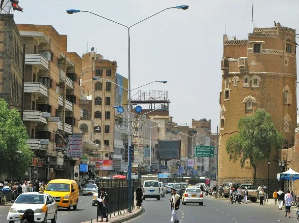 Население города сана. Сана Йемен улицы. Глиняные небоскребы Шибама, Йемен. Йемен Сана достопримечательности. Сана Йемен старый город.