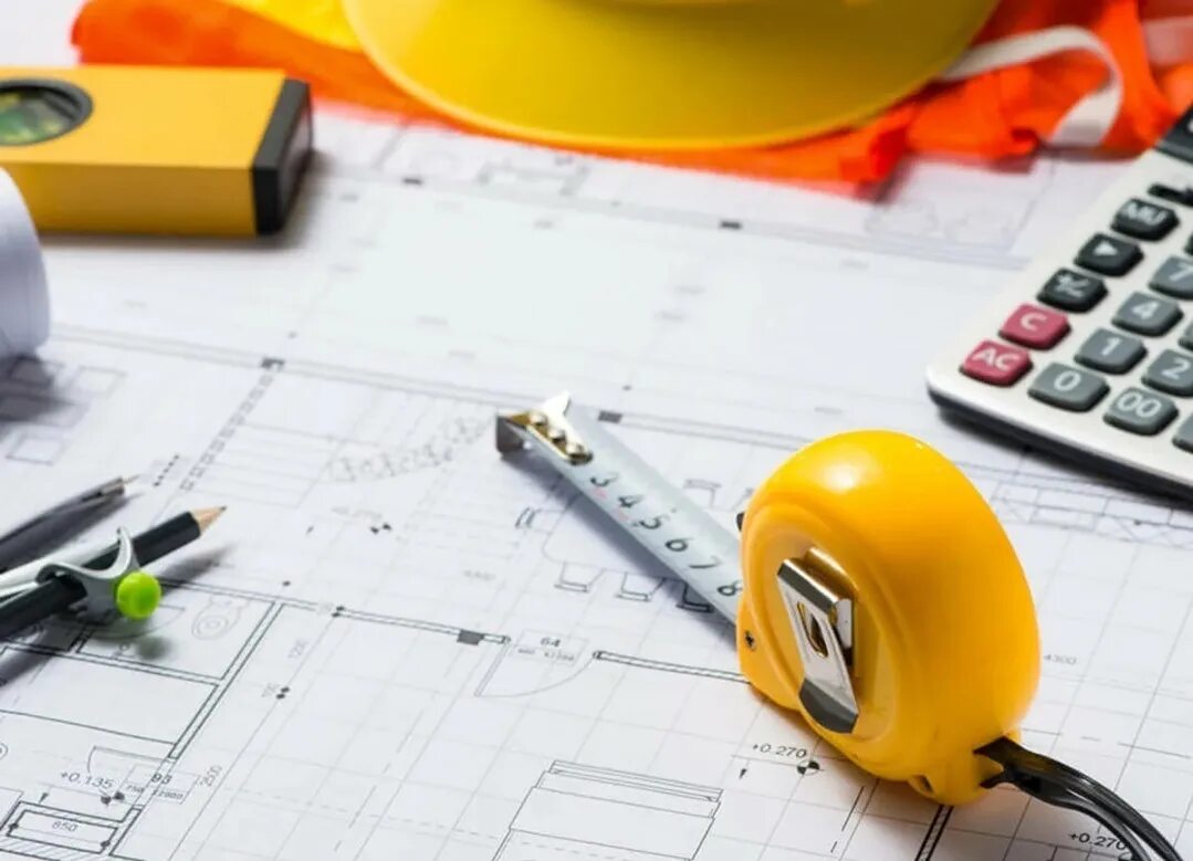 Cost engineer. Строительно монтажные работы. Инженер строитель. Мужчина инженер. Электромонтаж проектирование пусконаладочные работы работы.