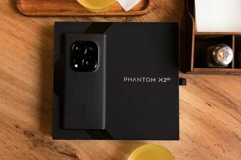 Tecno phantom v flip 2