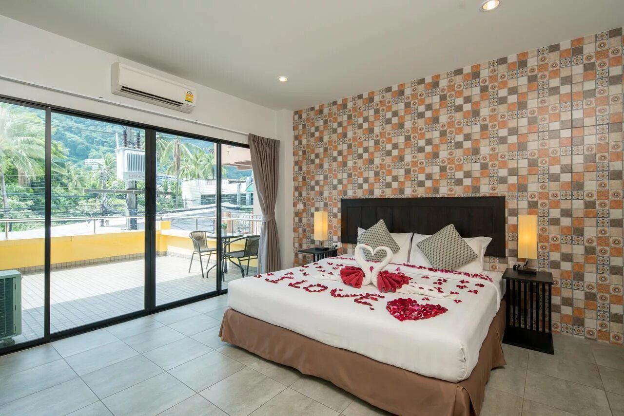 Amarin residence patong. AMARIN Hotel Patong Пхукет. Амарин Резиденс Патонг. Star House Patong 3* Патонг. Амбер Резиденс Патонг.