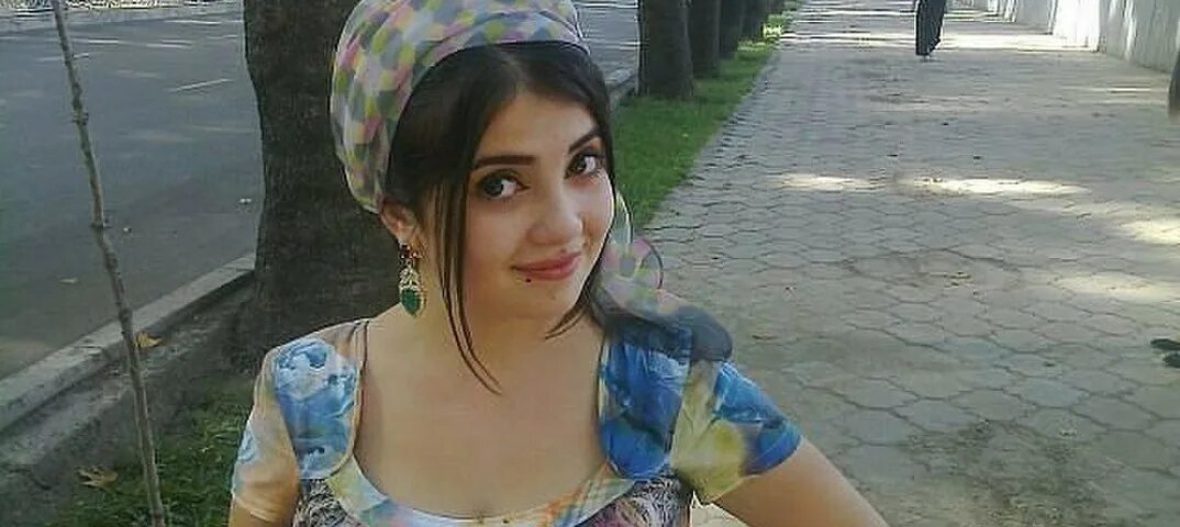 Бесплатные таджикские видео. Керри хушру. Паризода Парвина. Таджикские девушки. Красивые девушки Таджикистана.