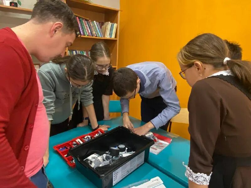 Ленина 27 бугульма. Дворец школьников бугульма фото. Загс бугульма. Загс картинка для детей. Бугульма 2021.