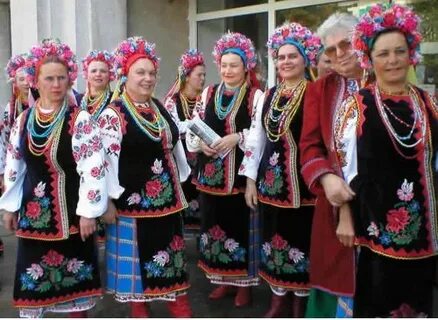 Народные костюмы донбасса