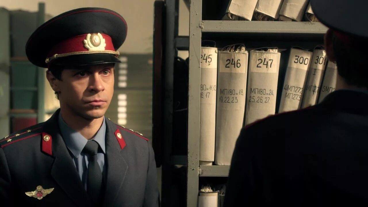 обратная сторона луны 1 серия. карина разумовская обратная сторона луны. павел деревянко обратная сторона луны 1. обратная сторона луны дата выхода. обратная сторона луны 1 серия павел деревянко.