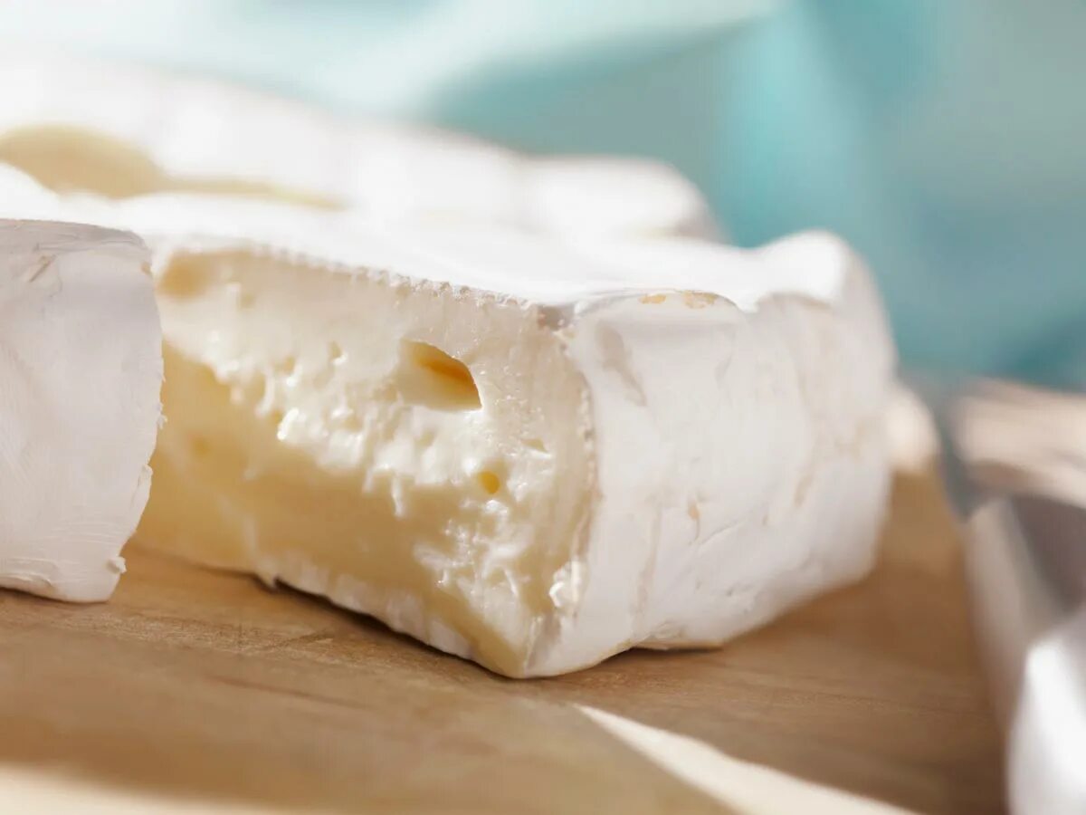 Как чистить сыр. Сыр бри. французский бри. сыр бри (brie). сыр бри cheese.