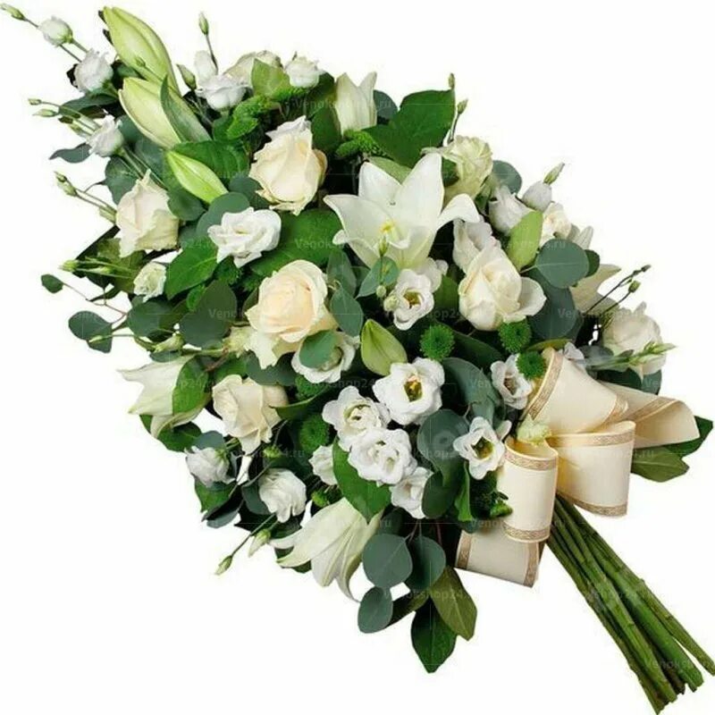 Траурные букеты цветов. Букет белых роз. Букет Лилия эустома. Букет с лилиями розами эвкалиптом. Белый траурный букет.