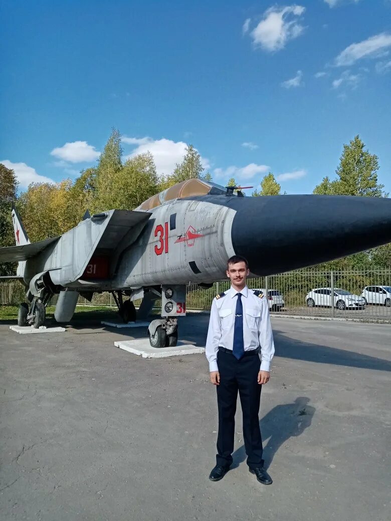 Сайт университета гражданской авиации санкт петербург. Лётная академия в санкт-петербурге. решетнева университет гражданской авиации. академия гражданской авиации санкт-петербург 1995. руководитель академии гражданской авиации санкт петербург.