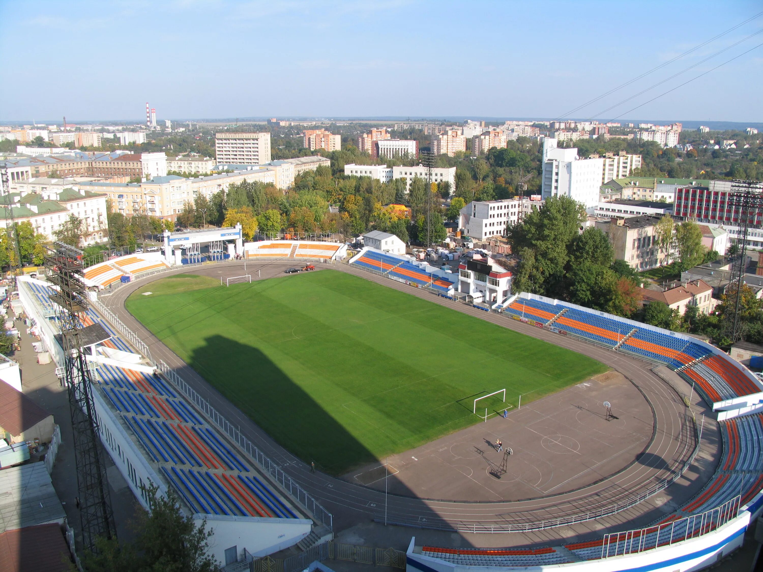 Стадион могилев. Стадион Днепр Могилев. ФК Орша стадион.