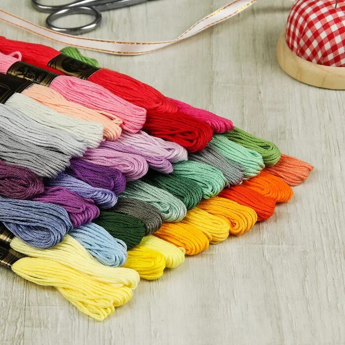 мулине "dmc" s3685. пнк им кирова петербурженка. нитки мулине cosmo 2412. мулине dmc 117 (415). мулине этуаль дмс палитра.