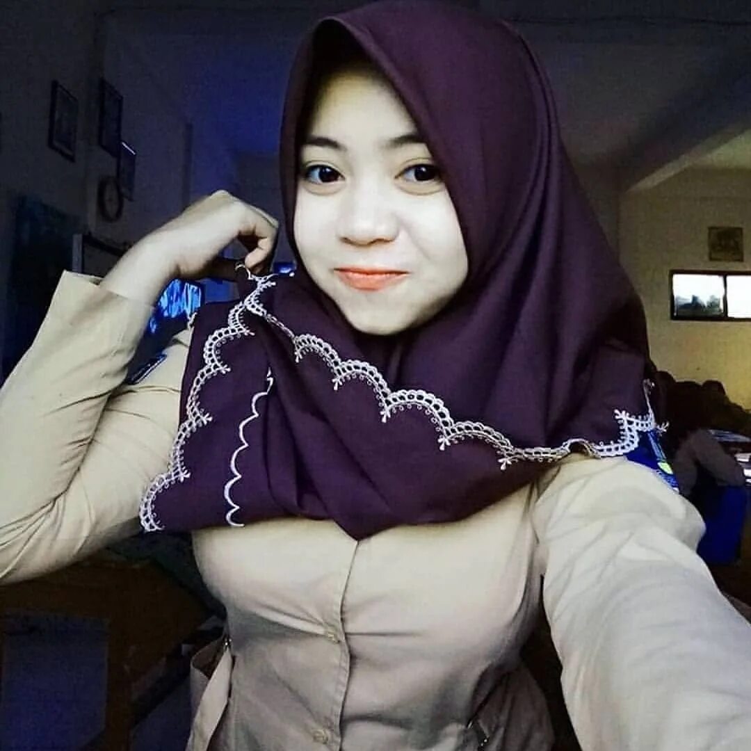 Sotwe tudung. Красивая девочка в хиджабе 14 лет. Jilboobs. Jilboobs Spong. Jilboobs Indo.