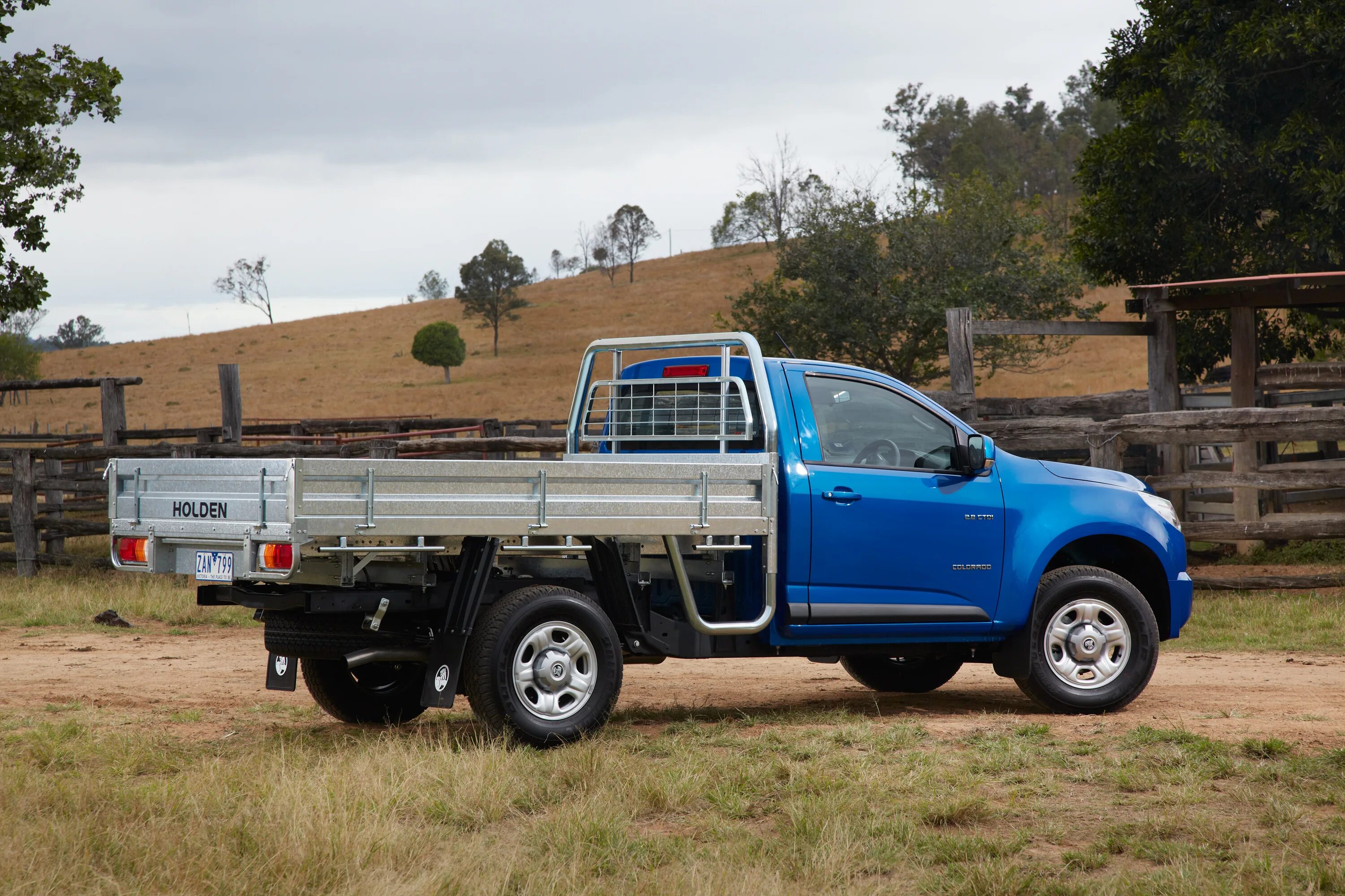 Тойота Хайлюкс грузовой бортовой. Toyota Hilux Single Cab. Pickup Truck Toyota Hilux. Тойота Хайлюкс грузовой бортовой 2013.