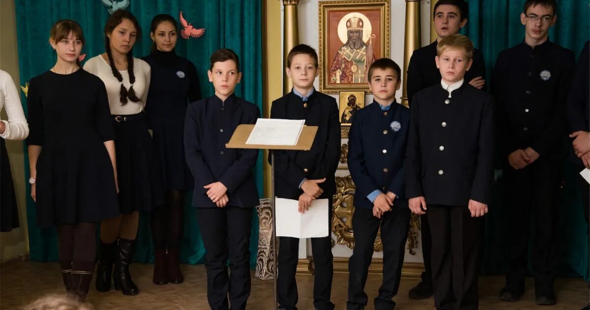 Православная гимназия якутск. Ведиков илья абакан гимназия. Пасха концерт. Карпышева абакан гимназия. Школьный звонок в гимназии абакана.