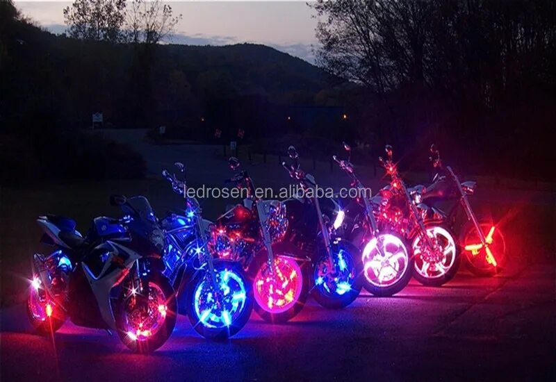 Мотоцикл светятся. РГБ подсветка на мотоцикл Альфа. Мотоцикл с подсветкой. Неоновый мотоцикл. Мотоцикл с неоновой подсветкой.