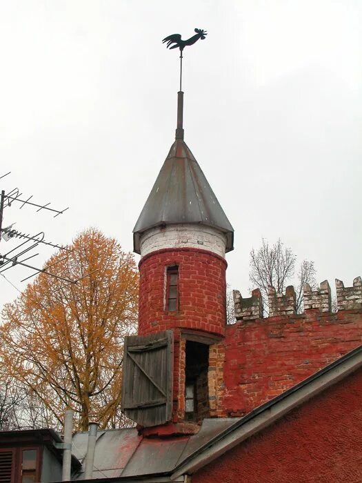 Доходный дом иоффа загородный пр 11. Башенка или башинка. Николаев здание с башенкой. Дом с башенкой. Башенка или башинка.