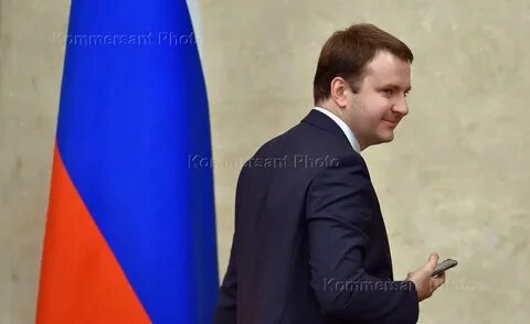 Стоять во главе