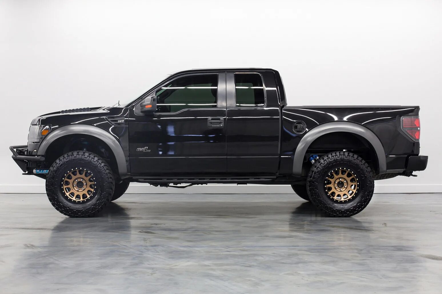 Ford raptor 2024. Ford f-150 SVT Raptor. Ford f150 SVT Raptor SUPERCAB. Форд ф 150 Раптор SVT. Ford f-150 SVT Raptor SUPERCREW.