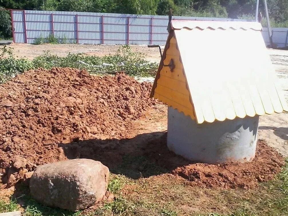 Куда деть глину после копки колодца. Копка колодцев. рытье колодцев. копаем колодцы. копание колодца.