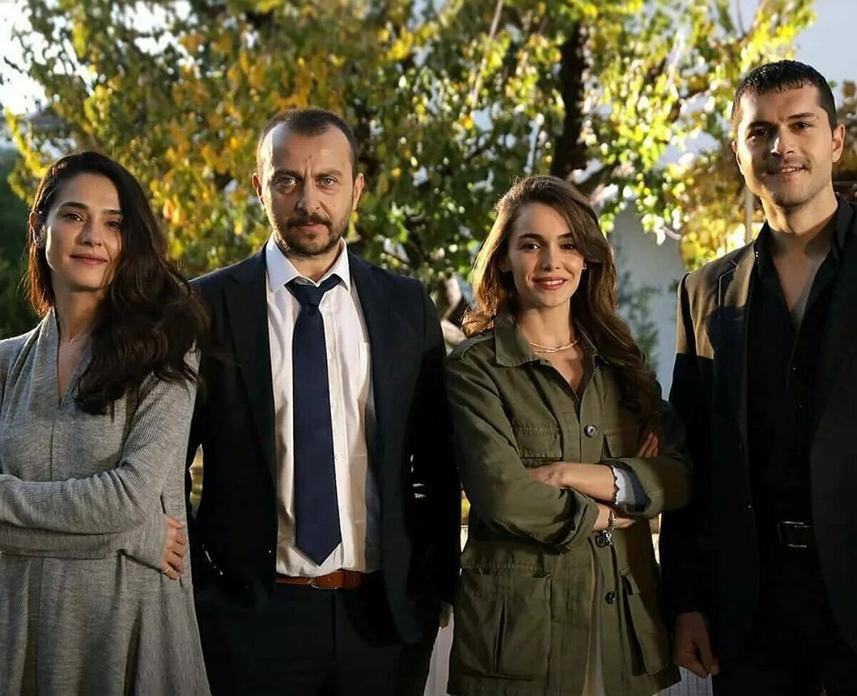 Рецензия на турецкий сериал "Последнее лето". КиноКафе Дзен