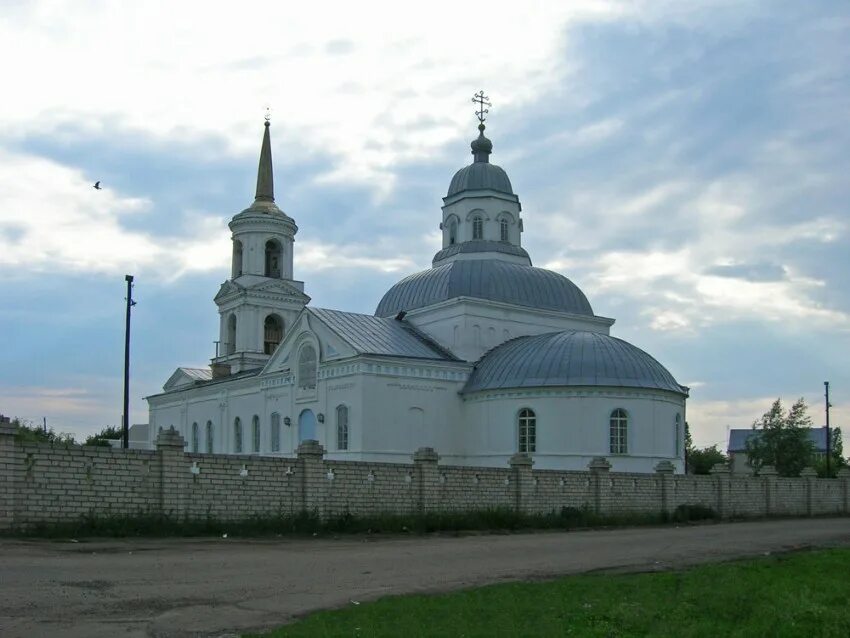 Александров новая усмань. Храм Казанской иконы Божией матери новая Усмань. Новая Усмань. Новая Усмань Воронежская область. Церковь новая Усмань Воронежской.