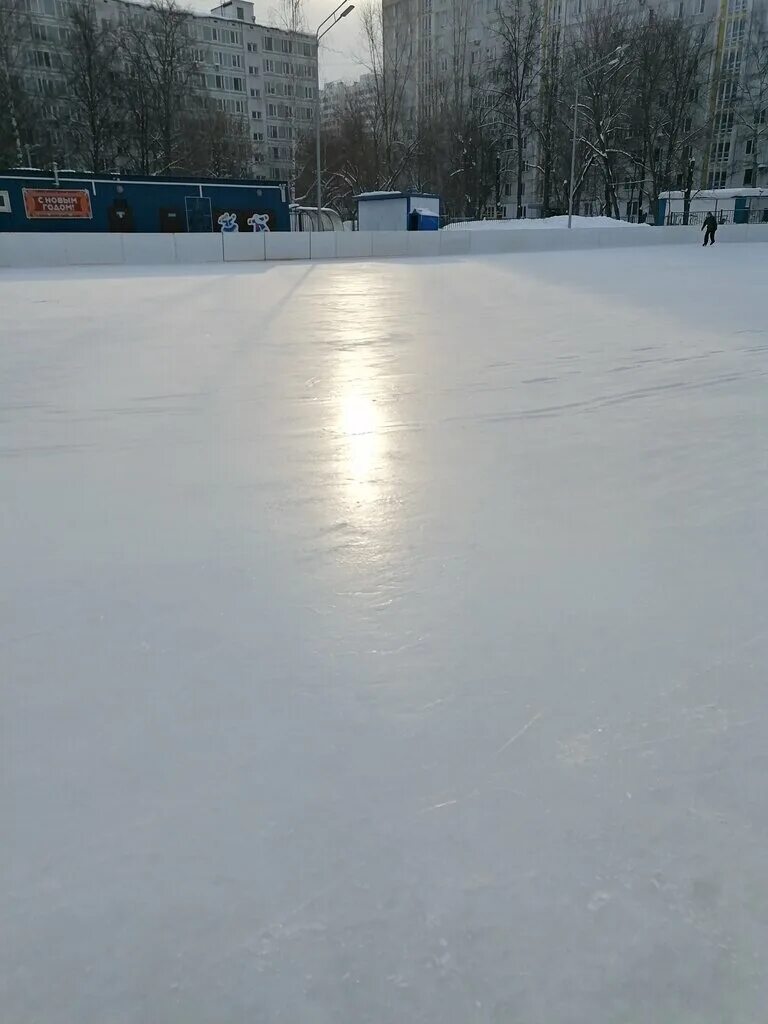 Ип каток. The Rink каток. Каток "Ice Örtülü Buz KATOKU". Каток Декабристов 29. Каток в Отрадном Москва.