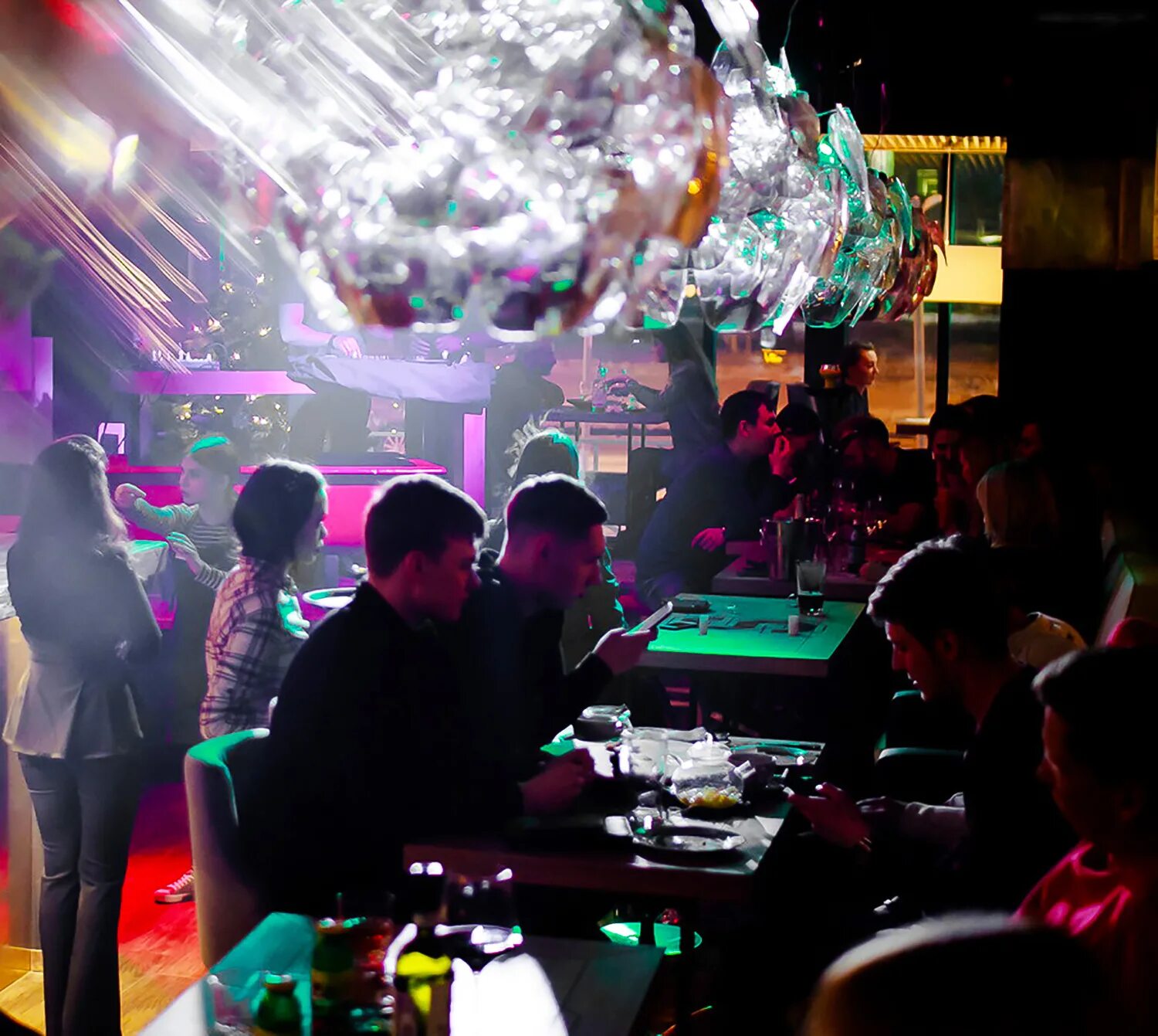 Люди как люди чебоксары меню. Лучший ресторан в чебоксарах. Ресторан граждане отдыхающие чебоксары. Люди как люди чебоксары меню. Ресторан граждане чебоксары.