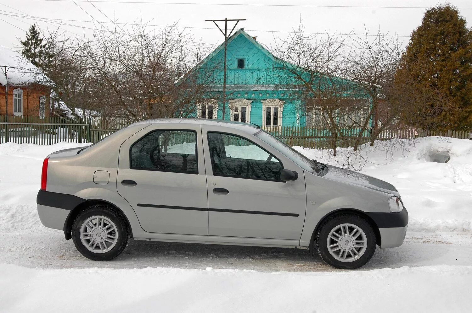 Renault logan годы выпуска. Renault Logan 1 2004. Renault Logan Рено 2004. Рено Логан седан 2004. Рено Логан 1 2004 года.