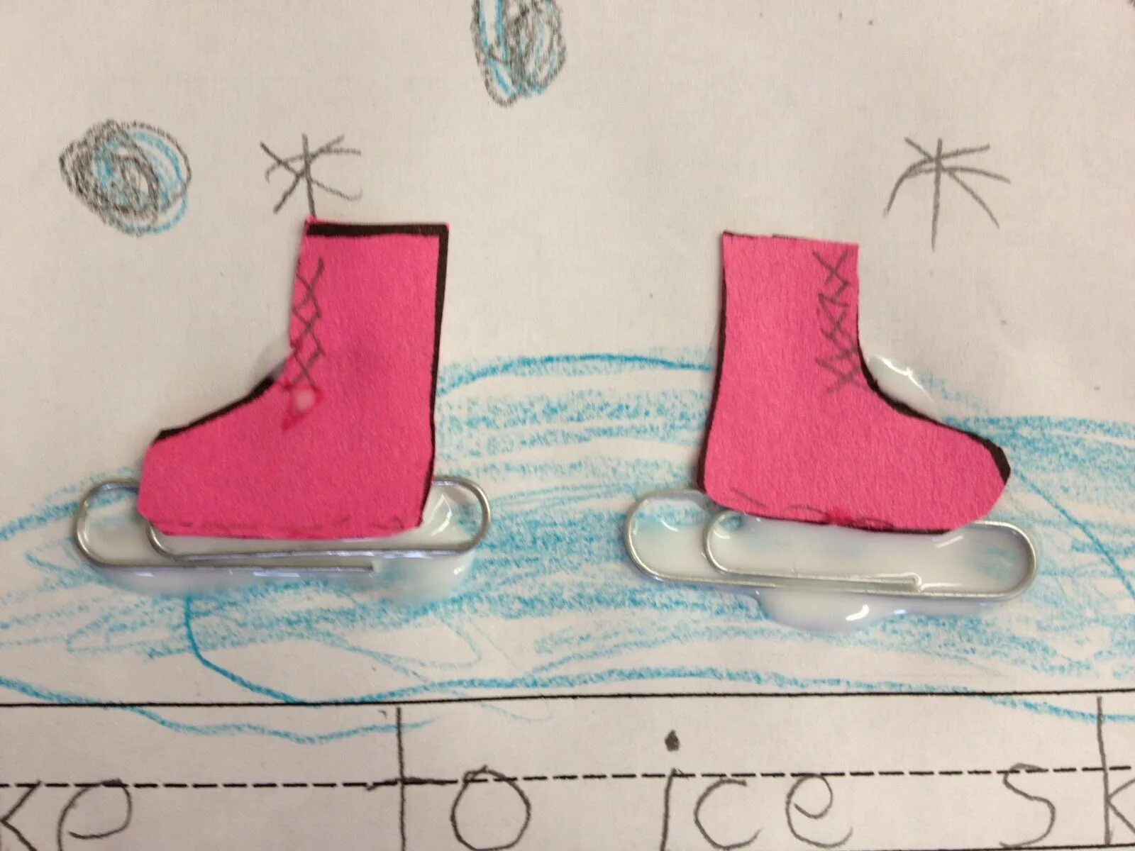 Поделка коньки для детей. Аппликация коньки. Рисование зимние коньки для детей. Аппликация коньки для детей.
