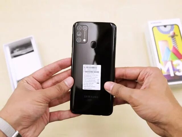 Как снять крышку самсунг м31 How to Remove the Samsung Galaxy S9 Back Glass Cover YouTube