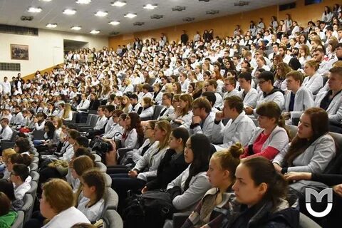 Рниму студентам