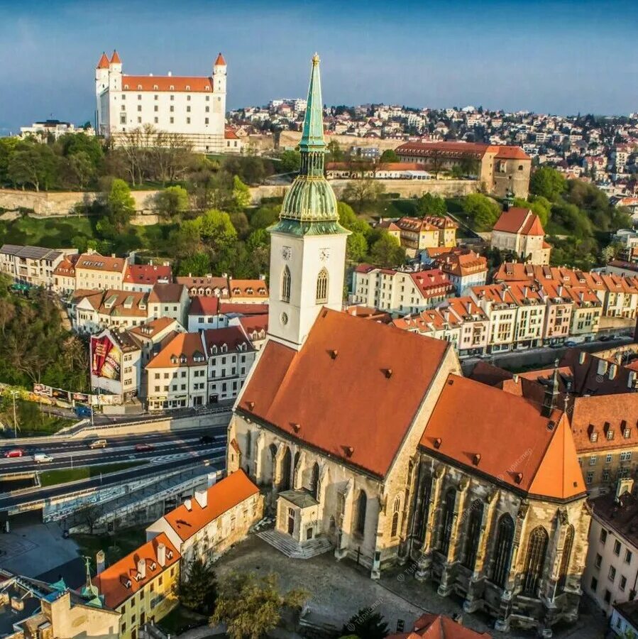 Братислава работа. Братислава. братислава город. банска-бистрица словакия. братислава достопримечательности.