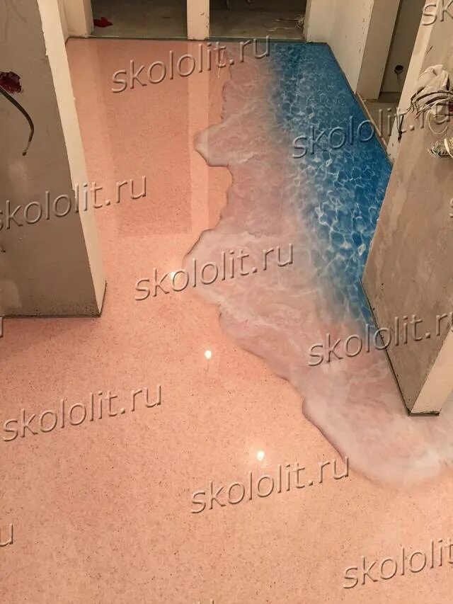 Наливной пол в коридоре. Жидкий пол на кухню. Наливные полимерные полы самовыравнивающиеся. Трибон knauf белый наливной пол белый. Эпоксидный наливной пол epoxy floor 3d.