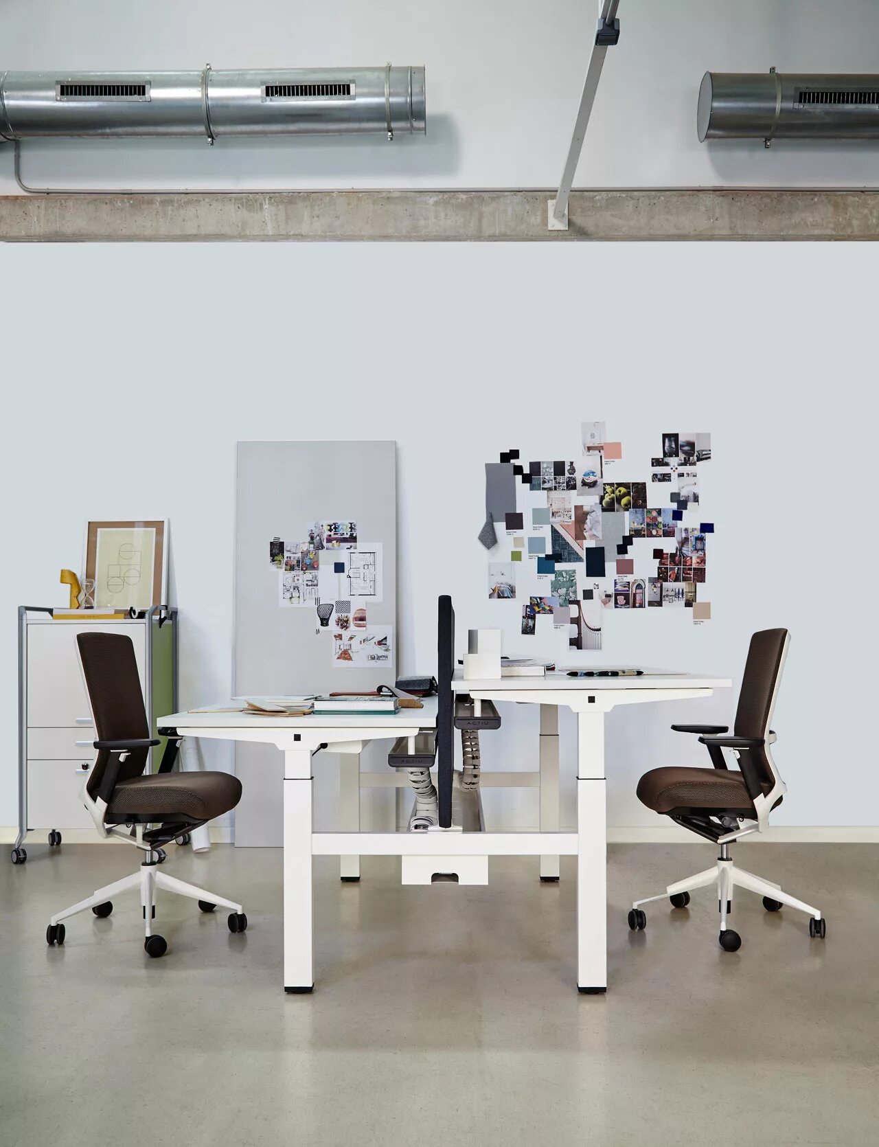 Mobile table. Стол mobility plus. manipulative mobile table.