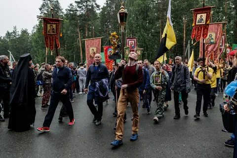 Крестный ход в екатеринбурге царские дни