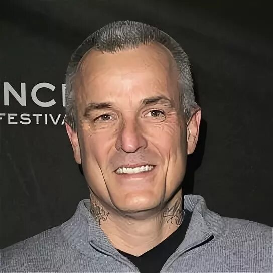 Nick dad. Nick Cassavetes. Джон Кассаветис. Ник Кассаветис с женой. Ник Кассаветис без лица.