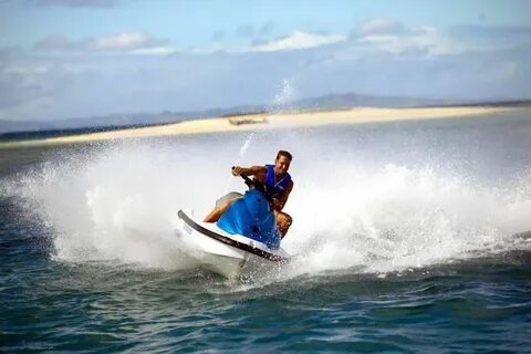 Jet skiing перевод