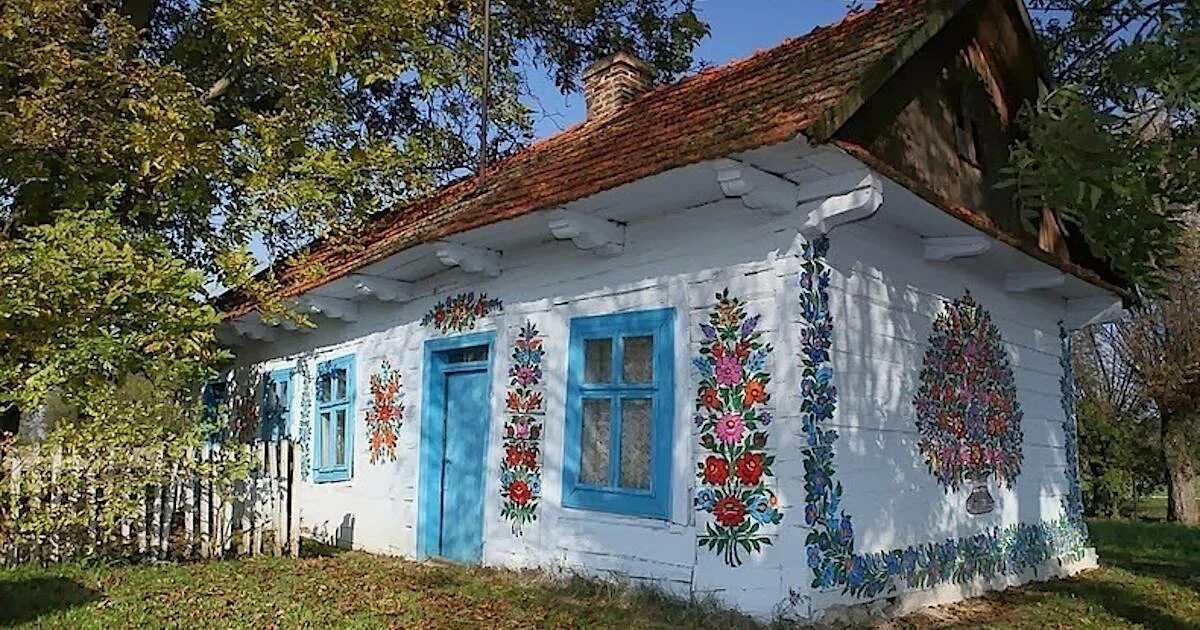 Деревня Залипье Польша. Польская деревня Залипье. Деревня Залипье Краков. Залипье Польша Раскрашенная деревня. Авито хаты