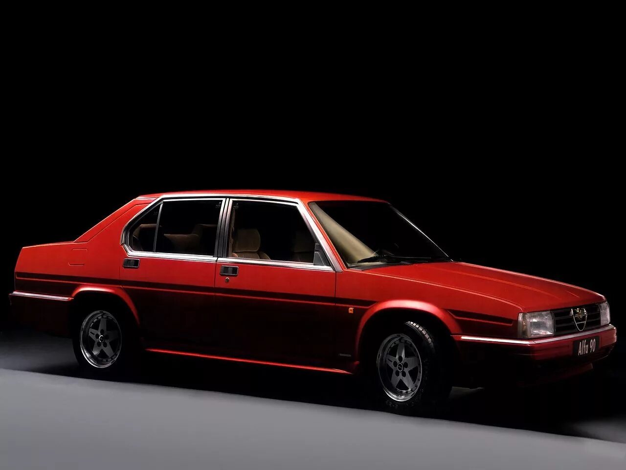 Альфа 90 м. Alfa Romeo 90. Альфа Ромео 90. Альфа Ромео 1984. Alfa Romeo 1986.