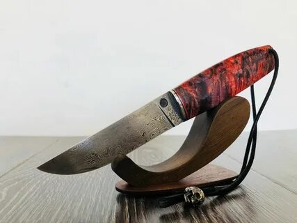 Red knives