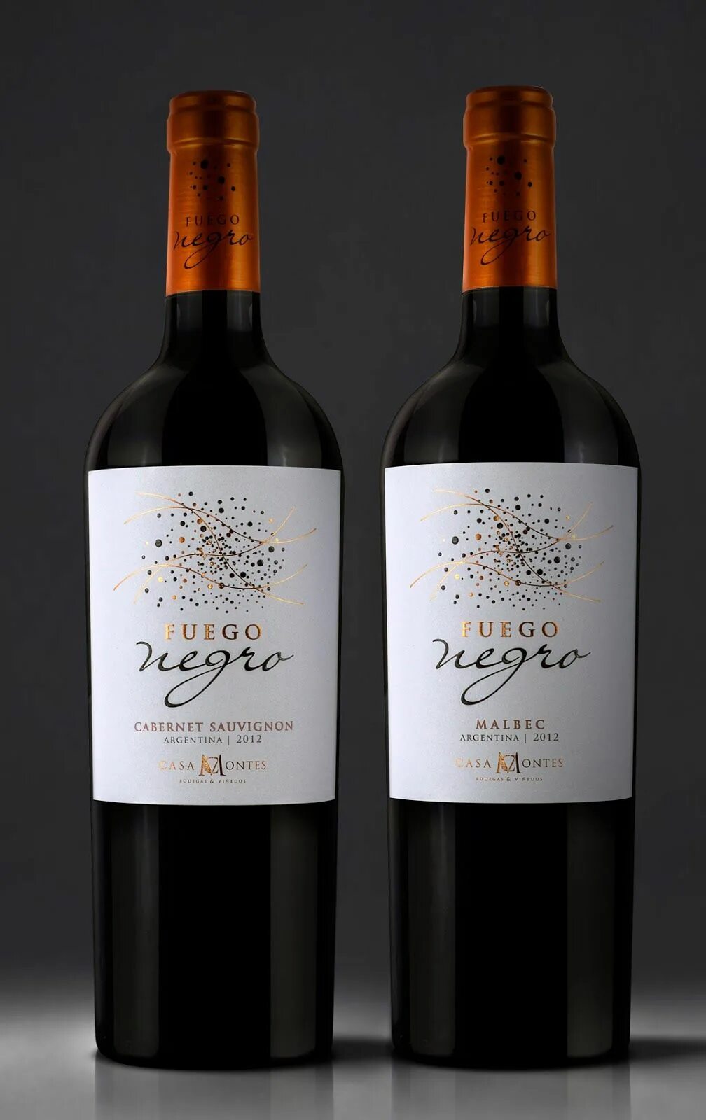 Negro вино. Purcari Malbec. Маркиз де Фуэго вино. Gato negro вино. Black negro вино.