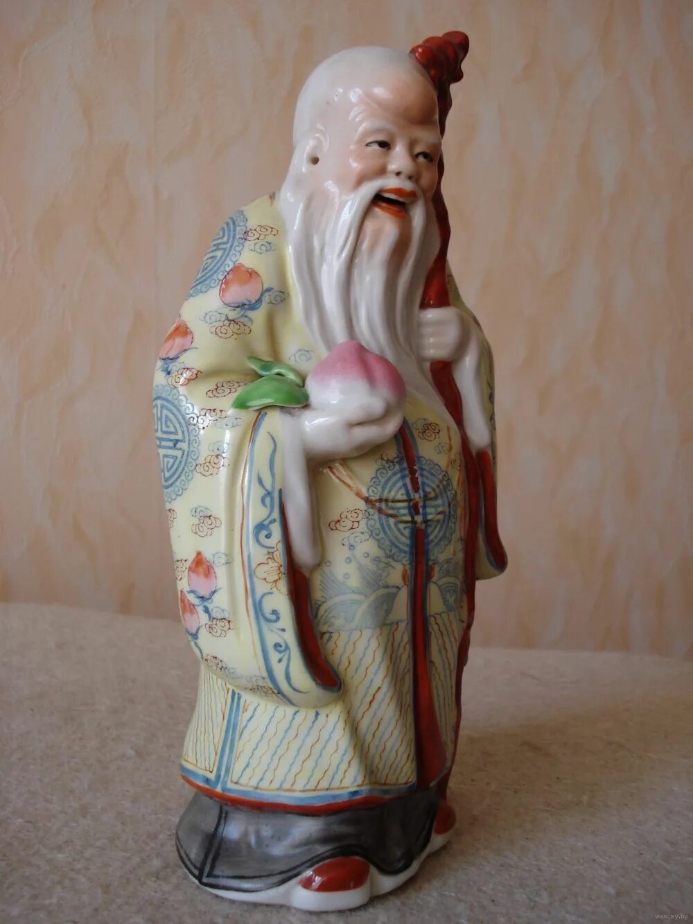 Статуэтка Шоусин Бог долголетия. Нэцкэ Шоусин божество долголетия. Шоусин Бог долголетия и здоровья. Китайский мудрец Шоусин.
