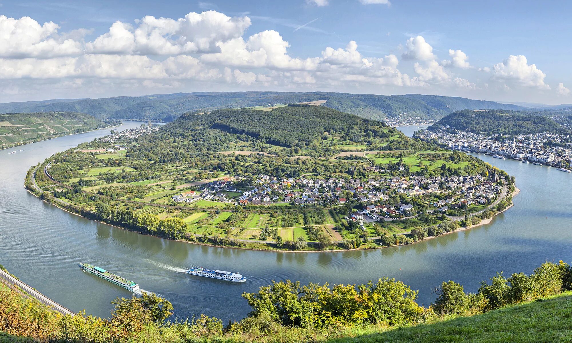 Как называется река германии. Долина Рейна во Франции. Река Rhein. Рейн Германия. Самая большая река Германии — Рейн.