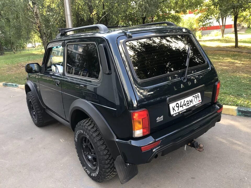 Купить б/у Lada (ВАЗ) Niva Legend 2021-2025 1.7 MT (83 л.с.) 4WD бензин механика