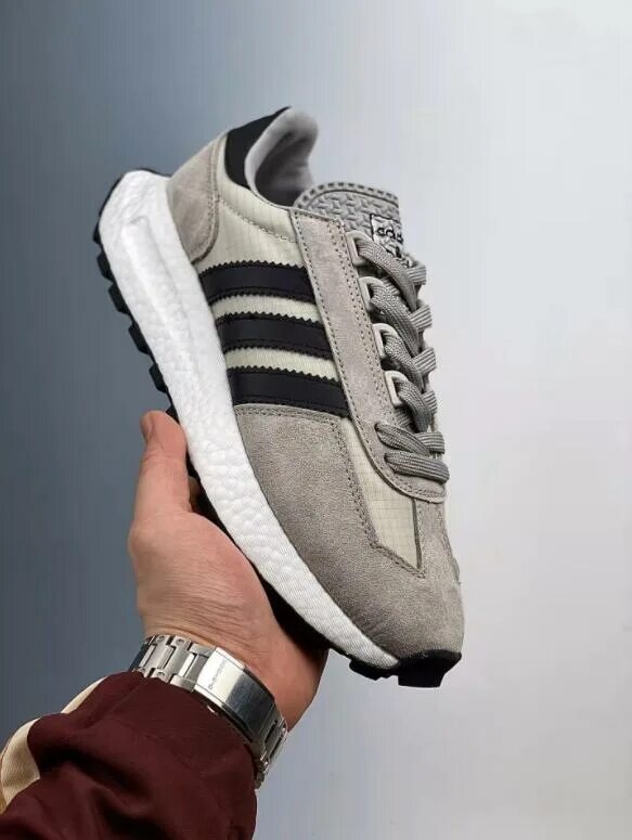 Adidas кроссовки retropy e5. Adidas retropy e5 Grey. Adidas Originals retropy e5 Boost. Adidas Originals retropy e5 черный. Адидас ретропи