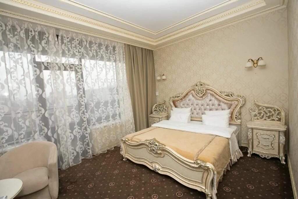 1001 ночь махачкала. 1001 ночь дагестан гостиница. Отель 1000 и 1 ночь махачкала. 1000 и одна ночь гостиница махачкала. 1001 ночь махачкала гостиница.