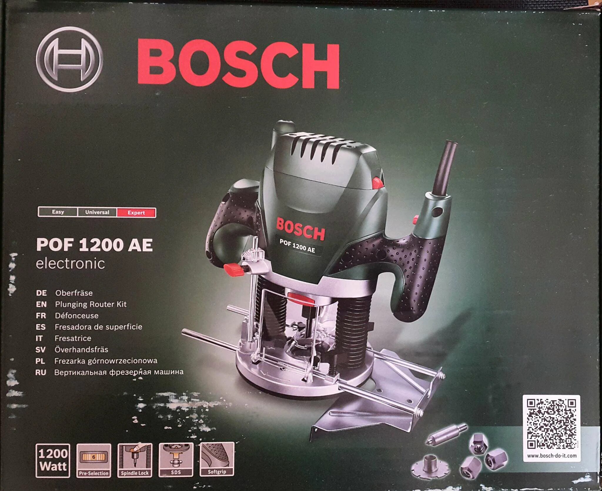 Бош 1200 купить. Фрезер Bosch 1200. Bosch POF 1200 AE. Bosch 1200 AE комплектация. Фрезер Bosch POF 1200ae 1200вт.