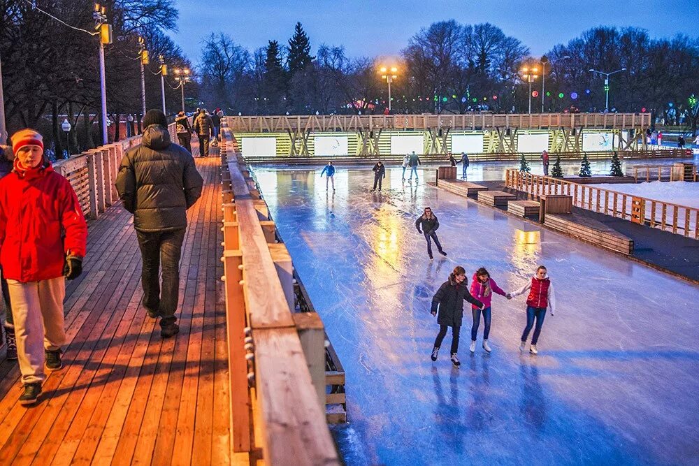 Речной парк каток. Парк Кузьминки каток. Каток парк Горького. Парк Горького каток метро. Каток Москва парк.