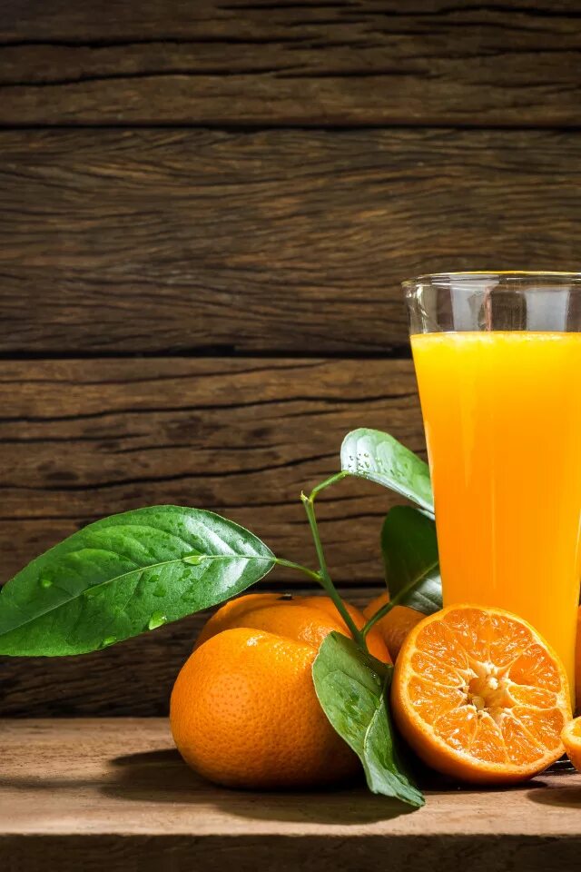 Фреш фотка. Juice сок апельсиновый orange. Сок в стаканчике. Свежевыжатые соки апельсиновый. Шреш.